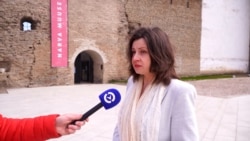 "Я горжусь этим!" Директора музея в эстонской Нарве заочно арестовали в России по статье о "военных фейках"